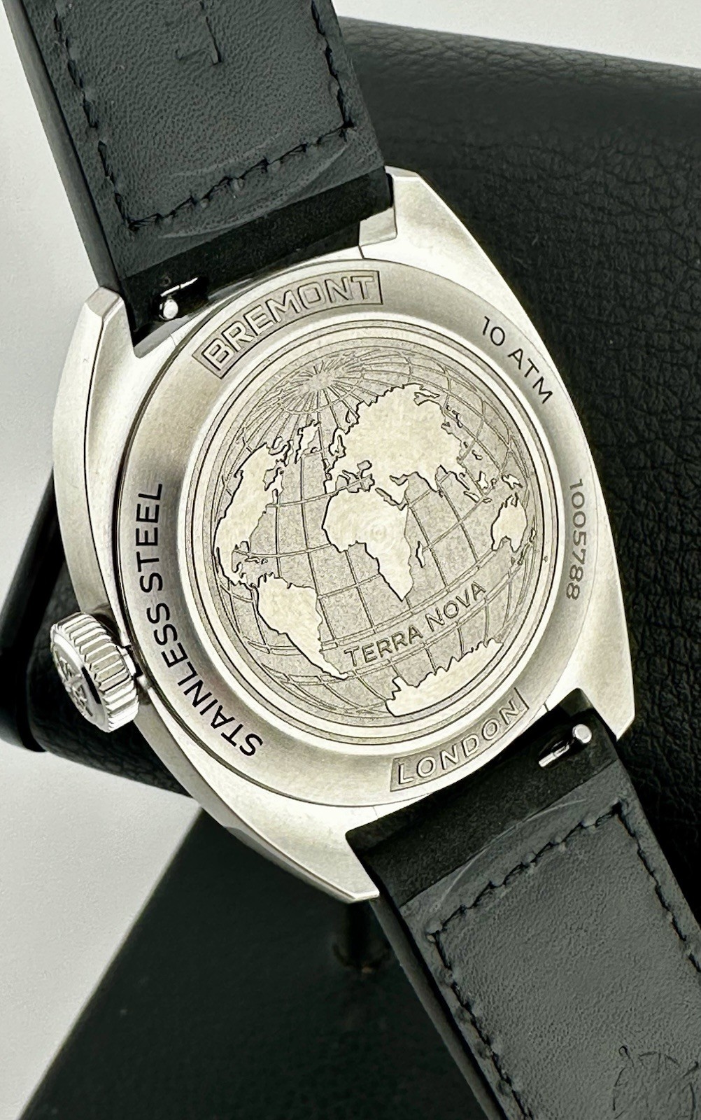 Bremont TERRA NOVA JUMPING HOUR 904L Stainless Steel 40.5mm 56 Hour Power Res