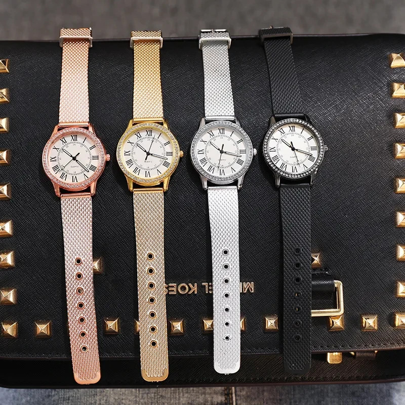 Woman’s Casual Shiny Solid Color Buckle Quartz
