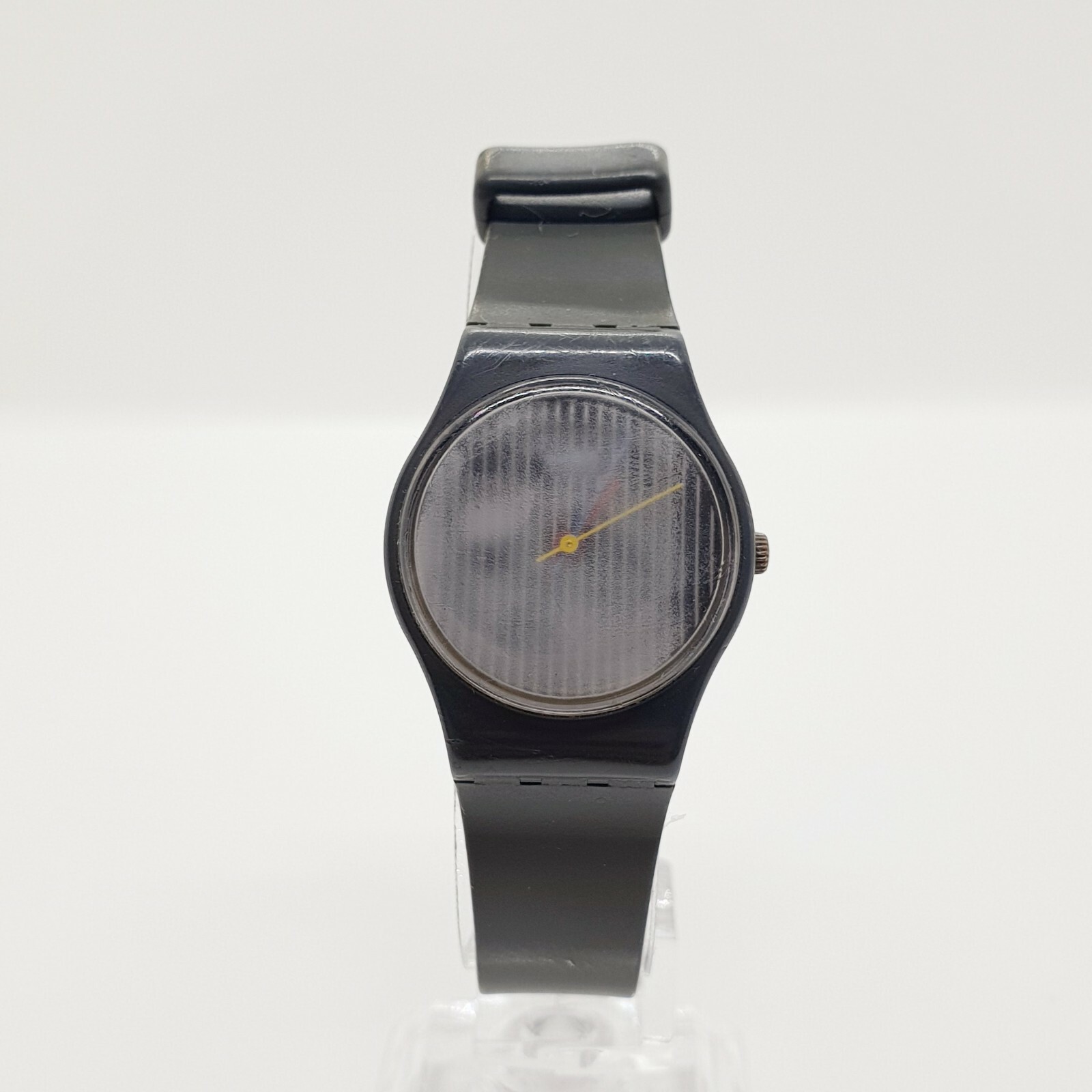Vintage Red Yellow Blue Black and White Swatch Lady Watch for Women and Girls
