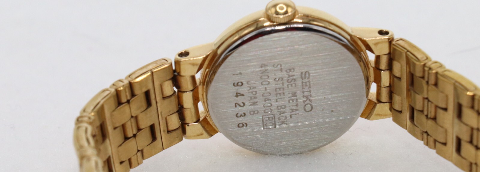 Seiko Girls Diamond Gold Tone Strap Bracelet Watch 6″ ~ Pre-owned