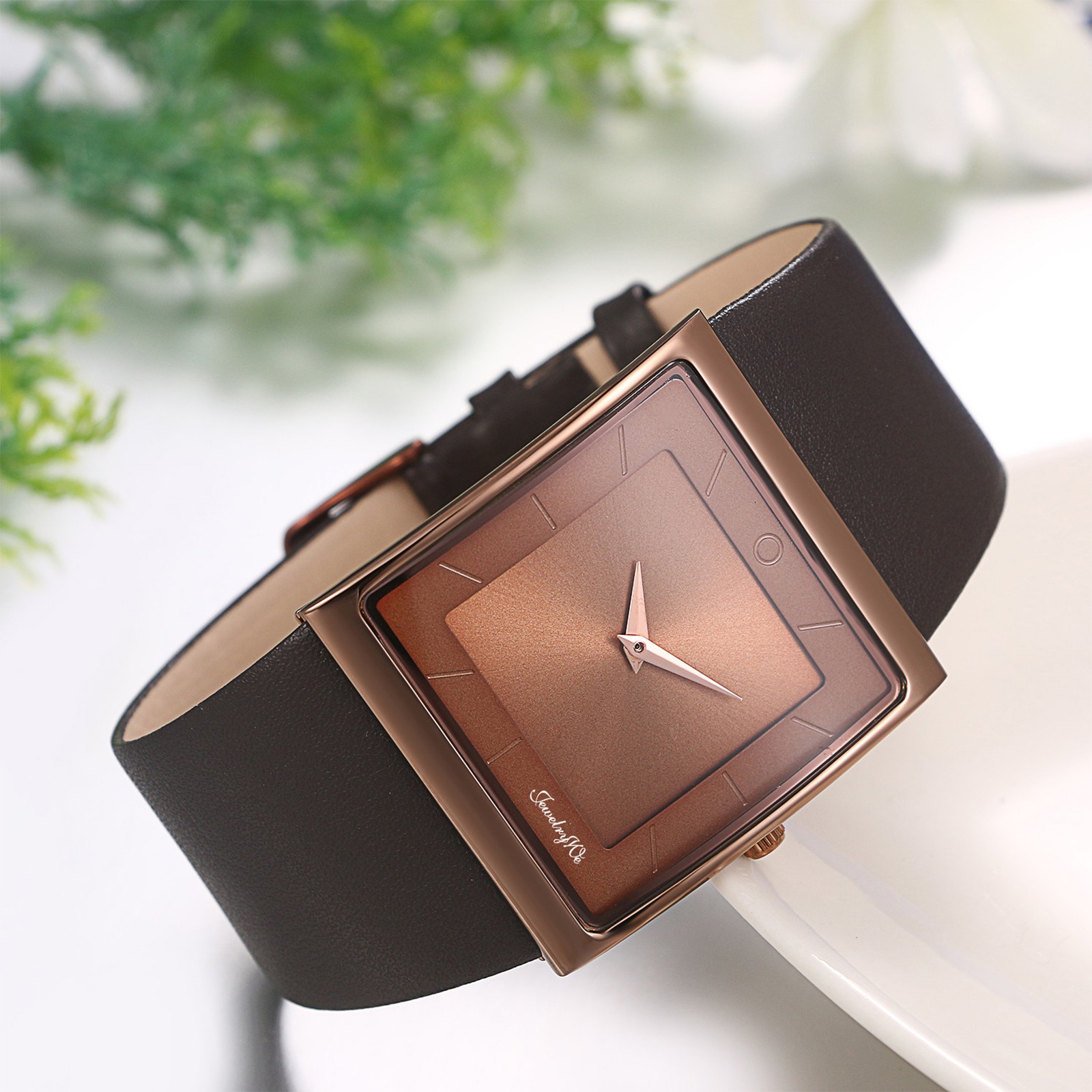 Men’s Simple Casual Leather Strap Square Dial Quartz Analog Wrist Watch Watches