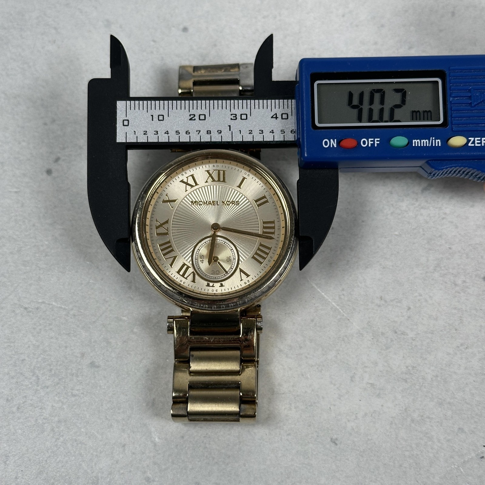 Michael Kors Watch Womens 40mm Champagne Dial Crystal Bezel Skylar Gold Tone