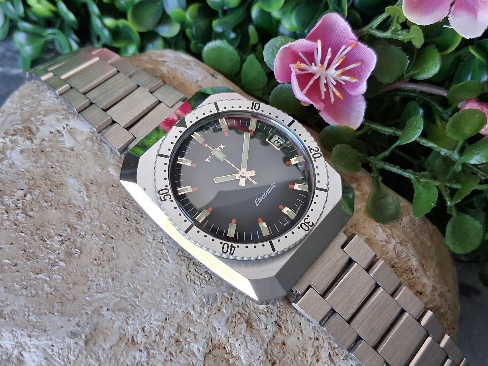 Serviced 1972 Timex West Germany Electronic Dive Style Men’s Vintage Watch RARE