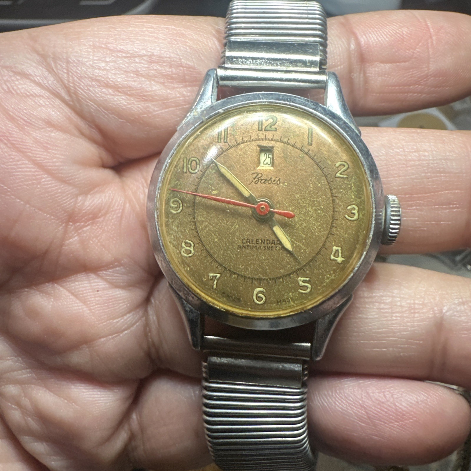 Vintage Basis Calender 33mm Swiss Made Mens Watch Works 1940’s Crown Broken