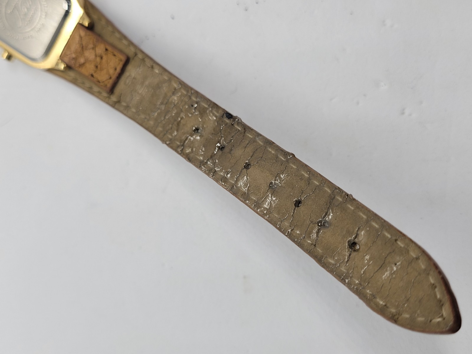 Armitron Now Mother Of Pearl Woven Leather Band Watch New Battery. (93)