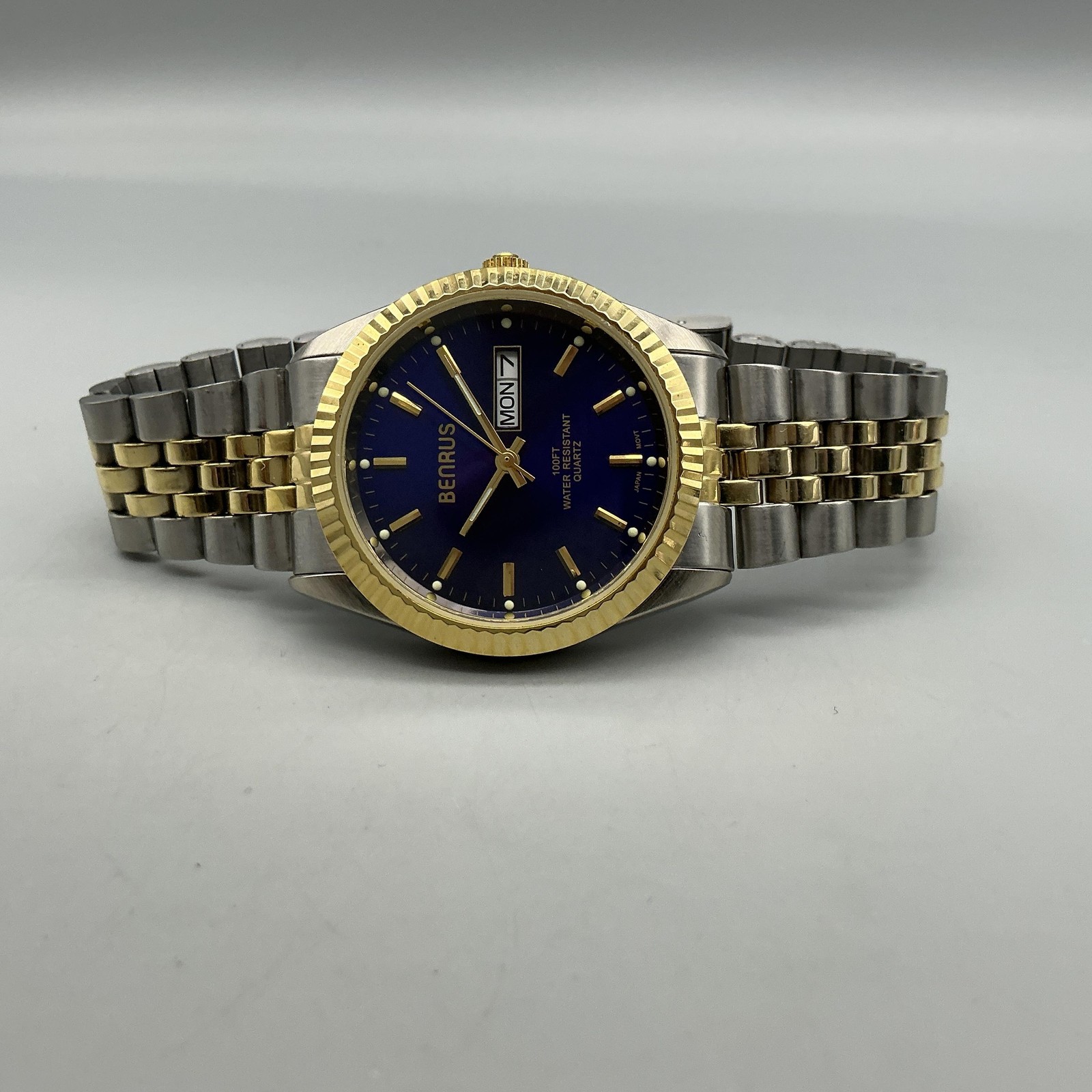 Benrus Mens Watch 36mm Blue Dial Day Date Gold Bezel Two Tone New Battery 7.75″