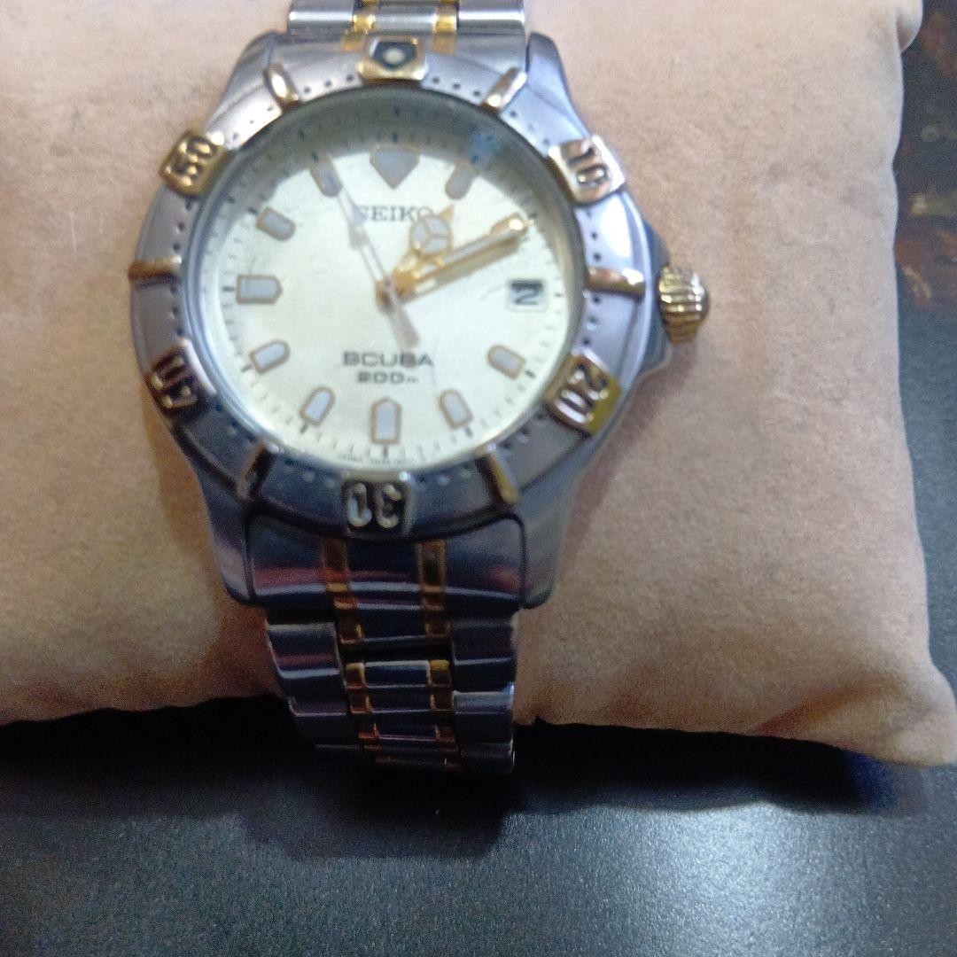 SEIKO SCUBA 200m Silver Gold Watch Running Screw Crown 17.5cm