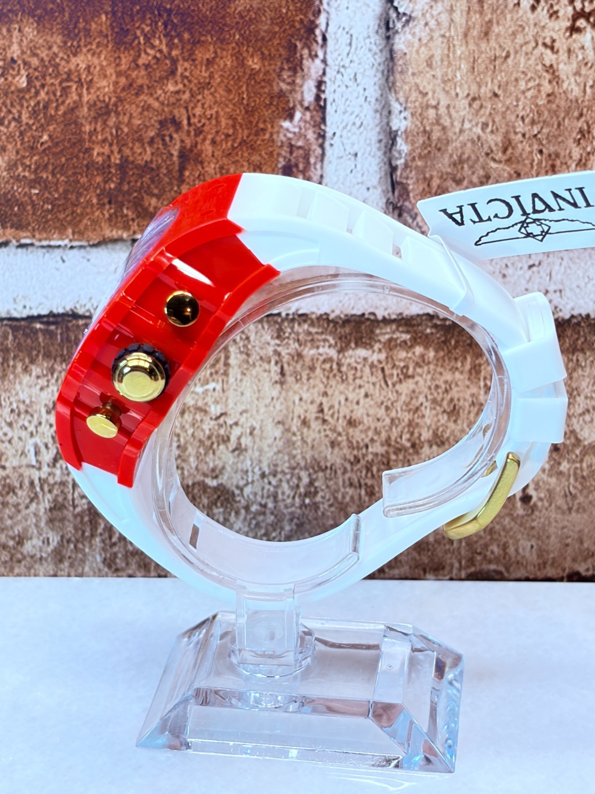 Invicta Racing Vaulthan Men’s Watch 44mm White/Red (69655) – Brand New