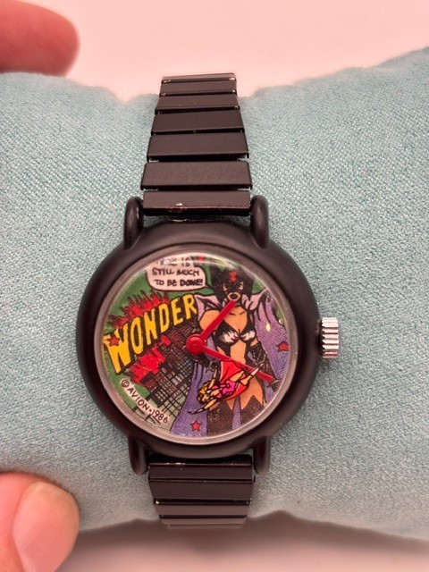 1988 Wonder Women “Out of Time” Watch DC Comics Working Order
