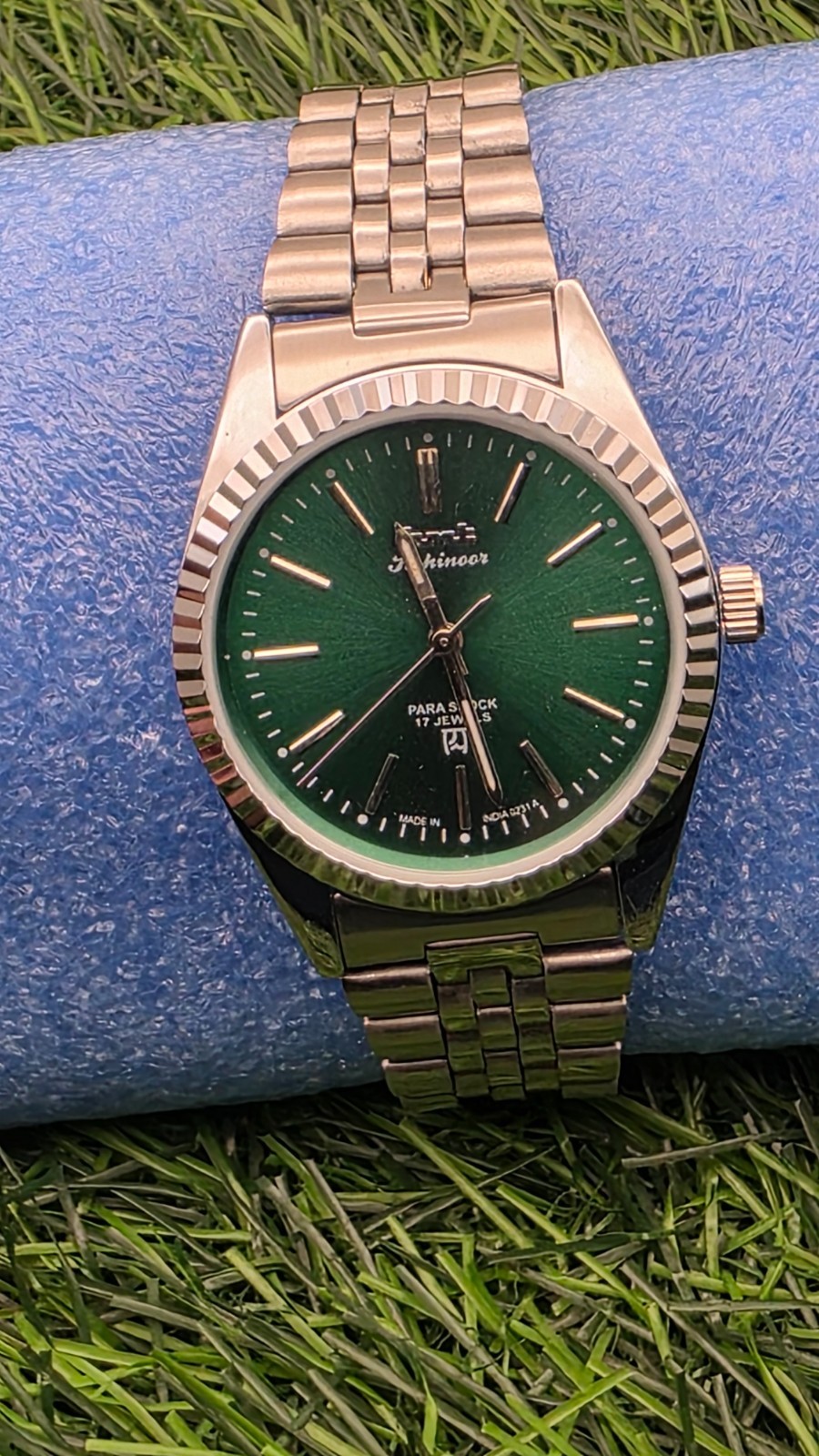 Beautiful Mens HMT Kohinoor Parashock Mechanical Wind 17J Watch