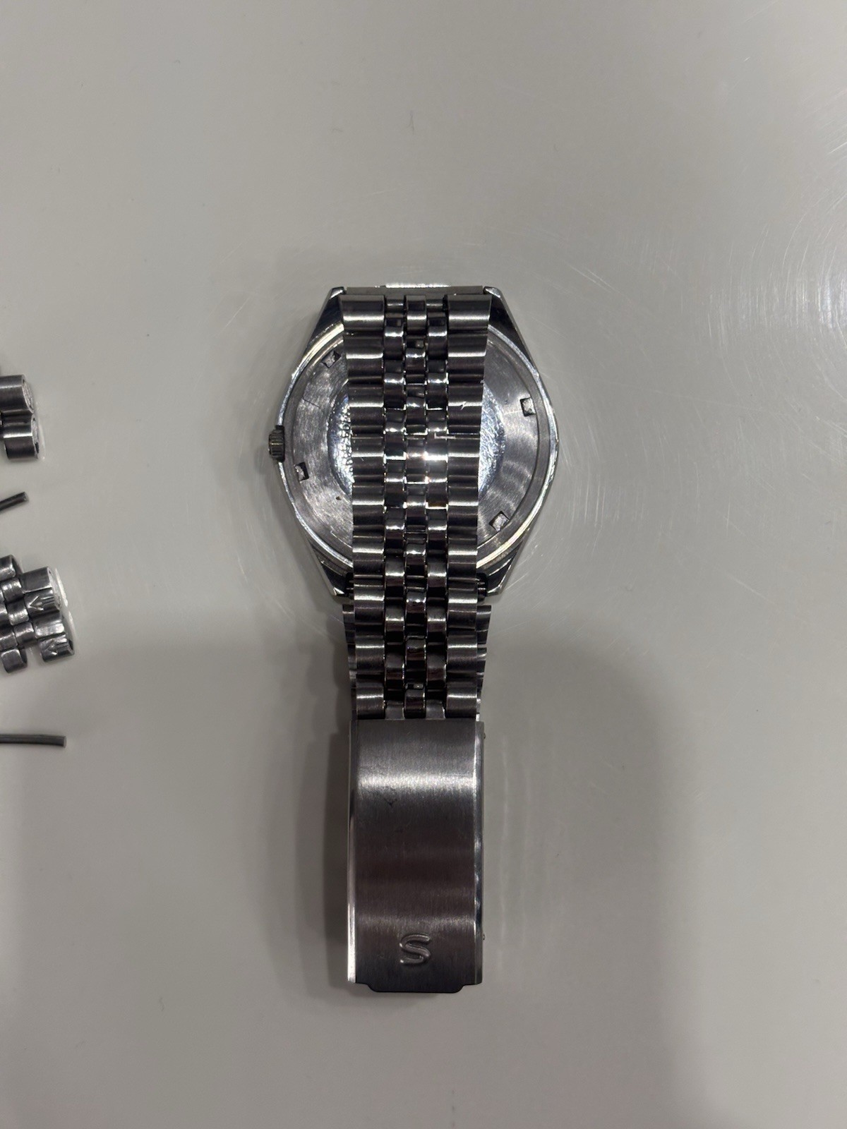 Seiko 5 Watch, Tiffany Blue Dial, Jubilee Bracelet, Smooth Bezel,6309 Movement.