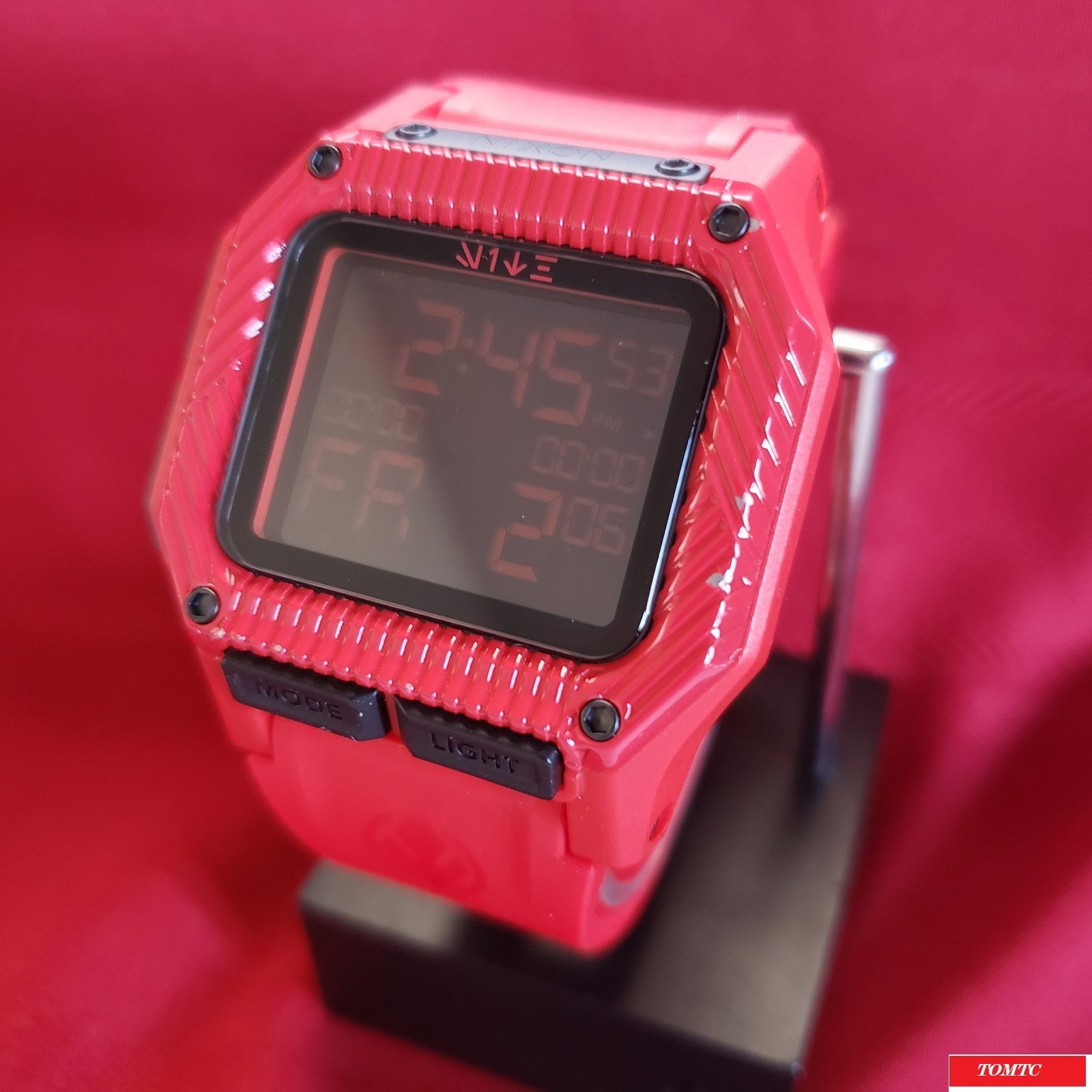 Nixon “The Regulus” (Sith Trooper) 100M Polycarbonate China Movement [19I]