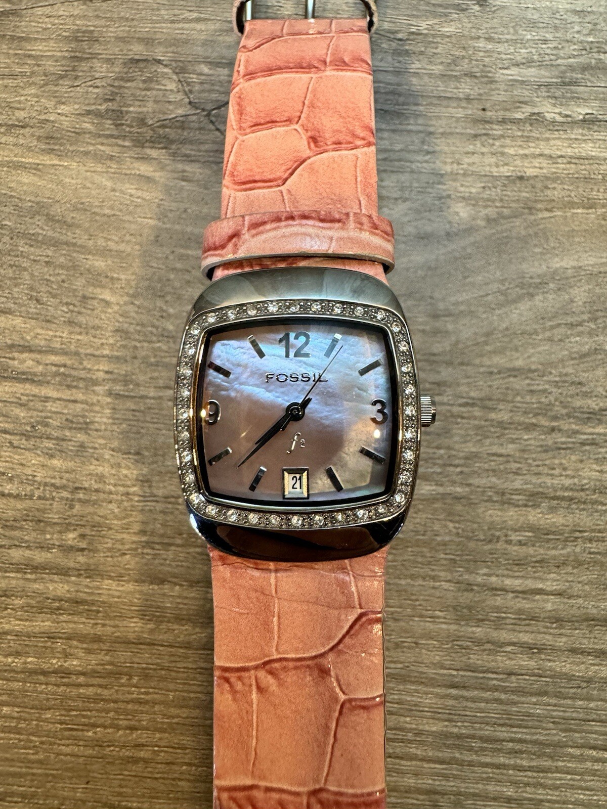 Fossil F2 Women’s Wrist Watch Date ES-9720 New Battery