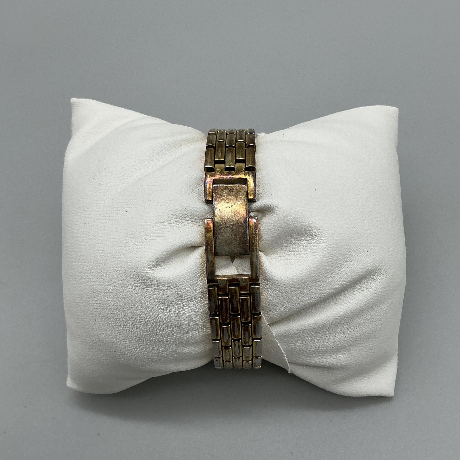 Vintage Bulova Womens Watch 12mm Champagne Dial Gold Tone New Battery 6.5″