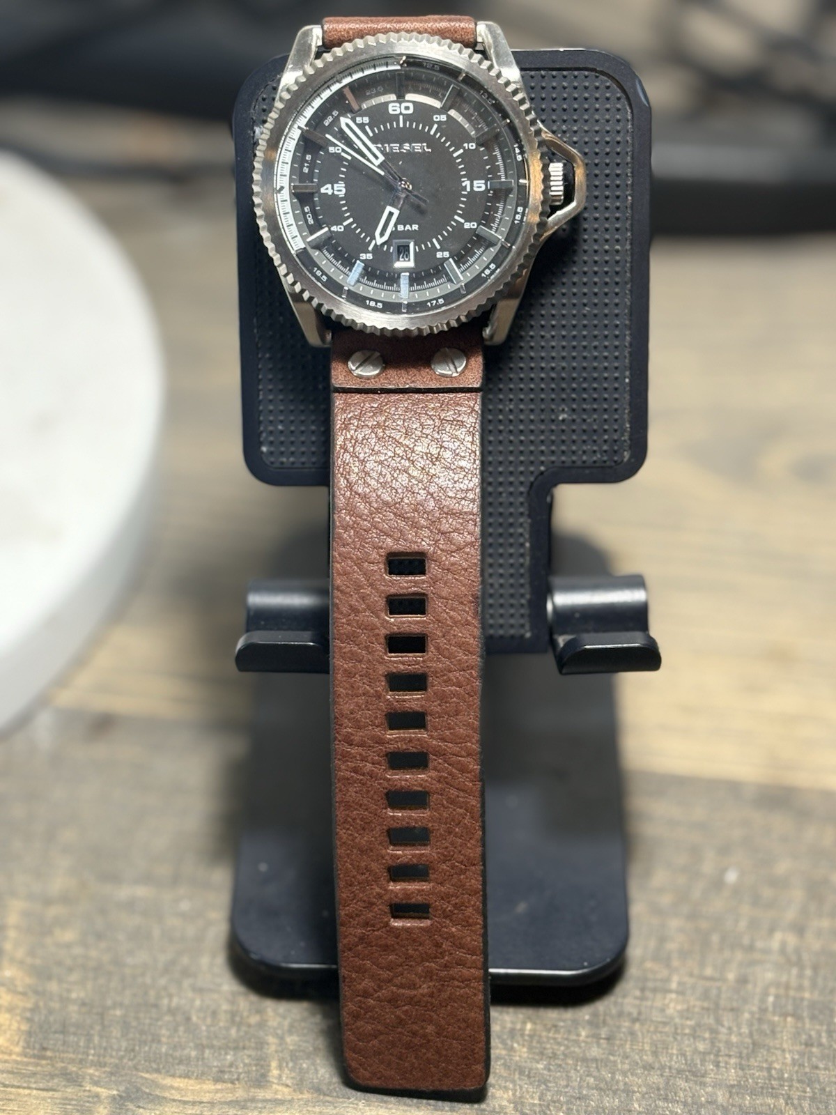 Diesel DZ1716 Dark Brown Leather watch with three-hand Mens Watch