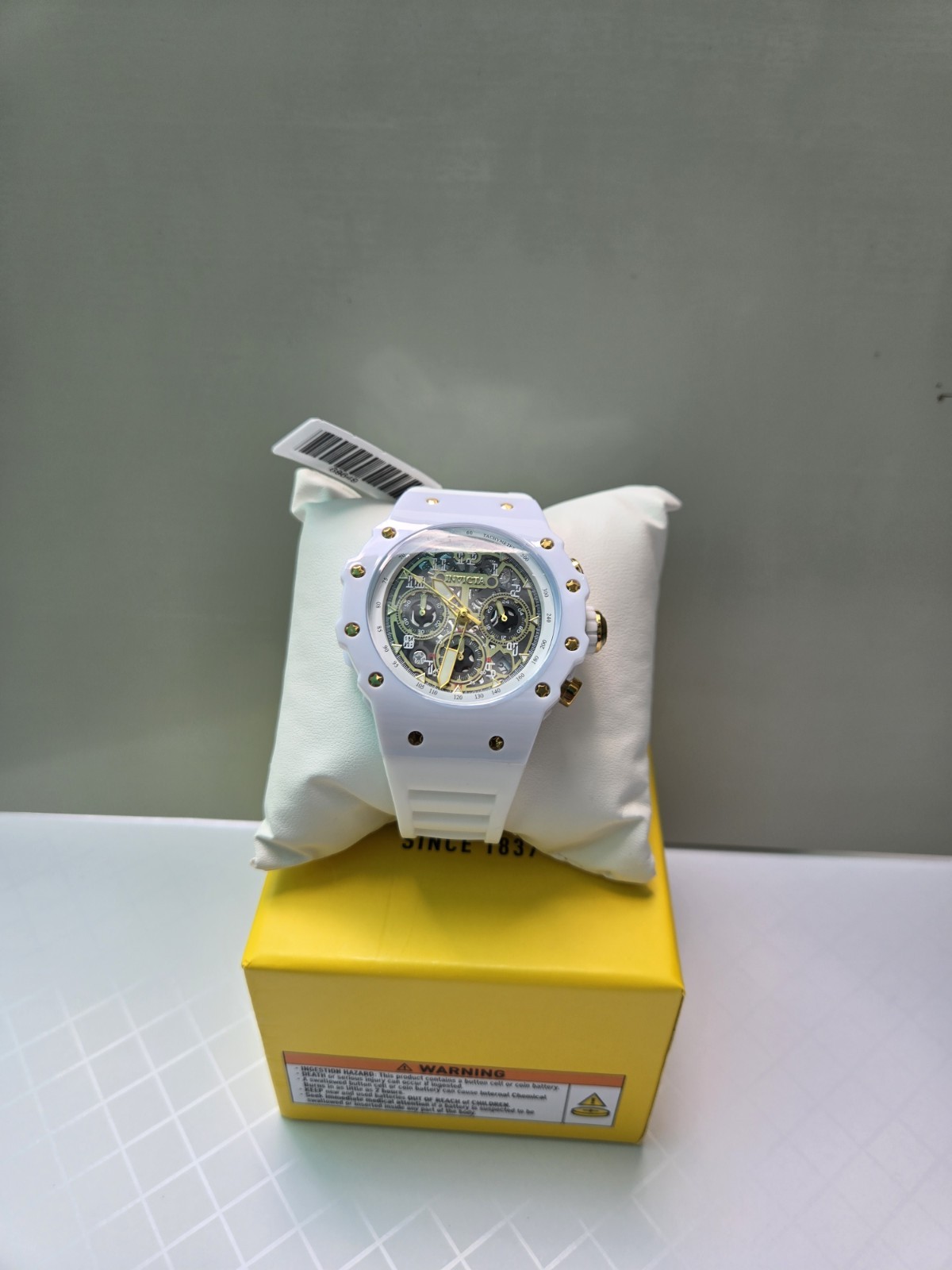 Invicta Racing Vaulthan 69649 Men’s 44mm White Quartz Chronograph Watch New