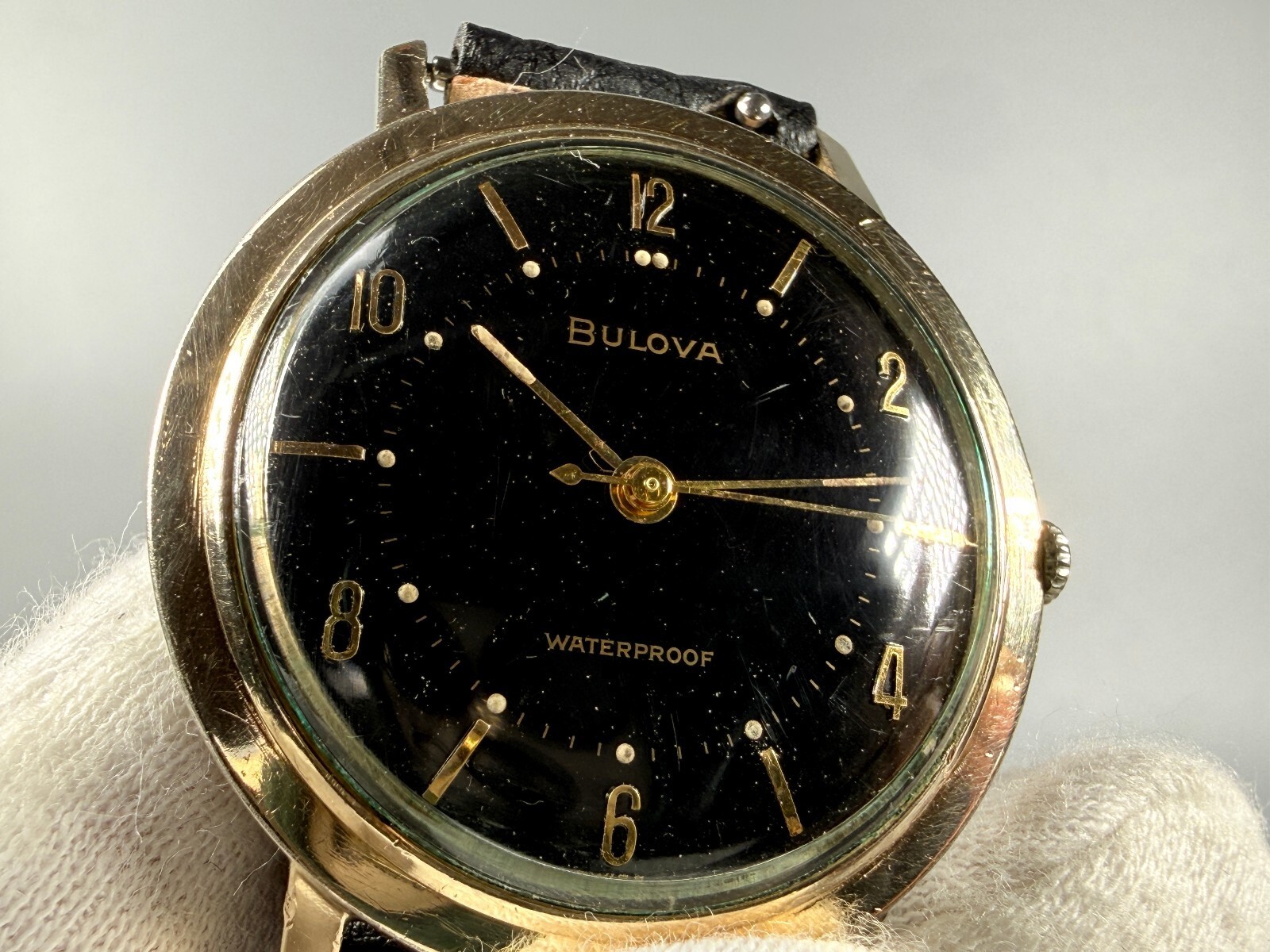 Vintage Bulova 10K RGP Black Dial Manual Wind 35mm Men’s Watch D646186