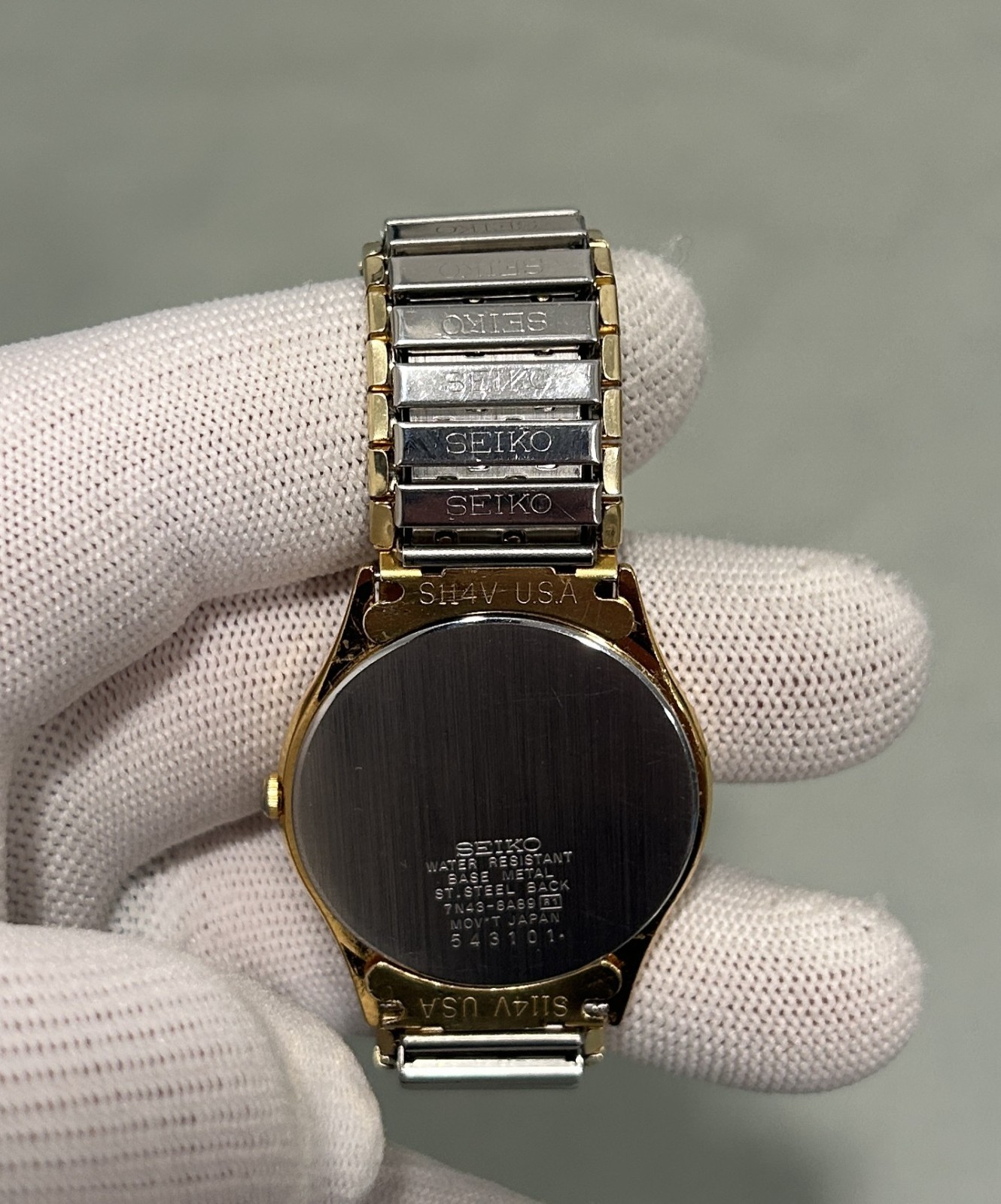 Vintage Seiko 7N43-8A89 Quartz Watch Champagne Dial Day Date Gold Tone Runs