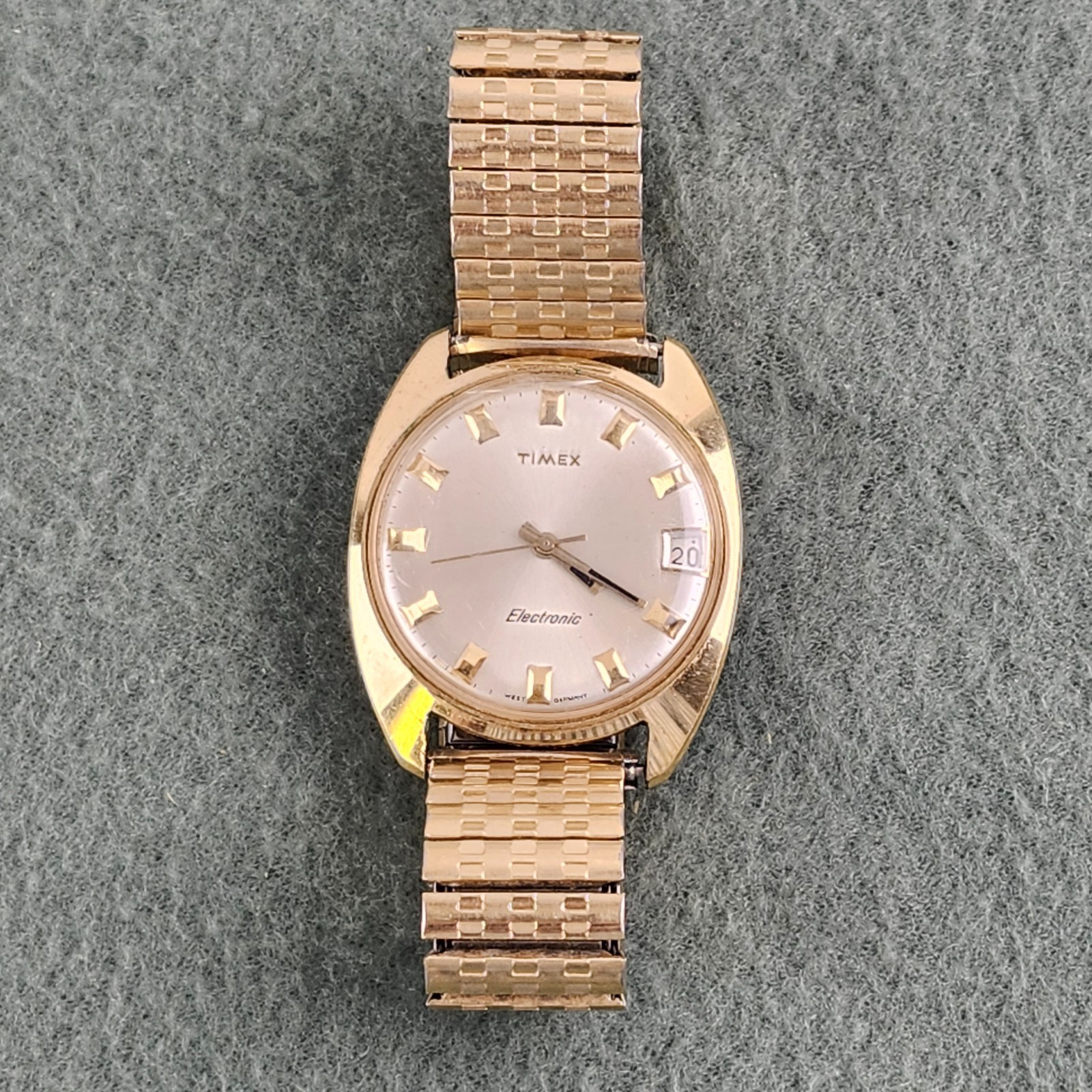 Vintage Timex Electric West Germany Gold Tone Silver Dial Analog Watch