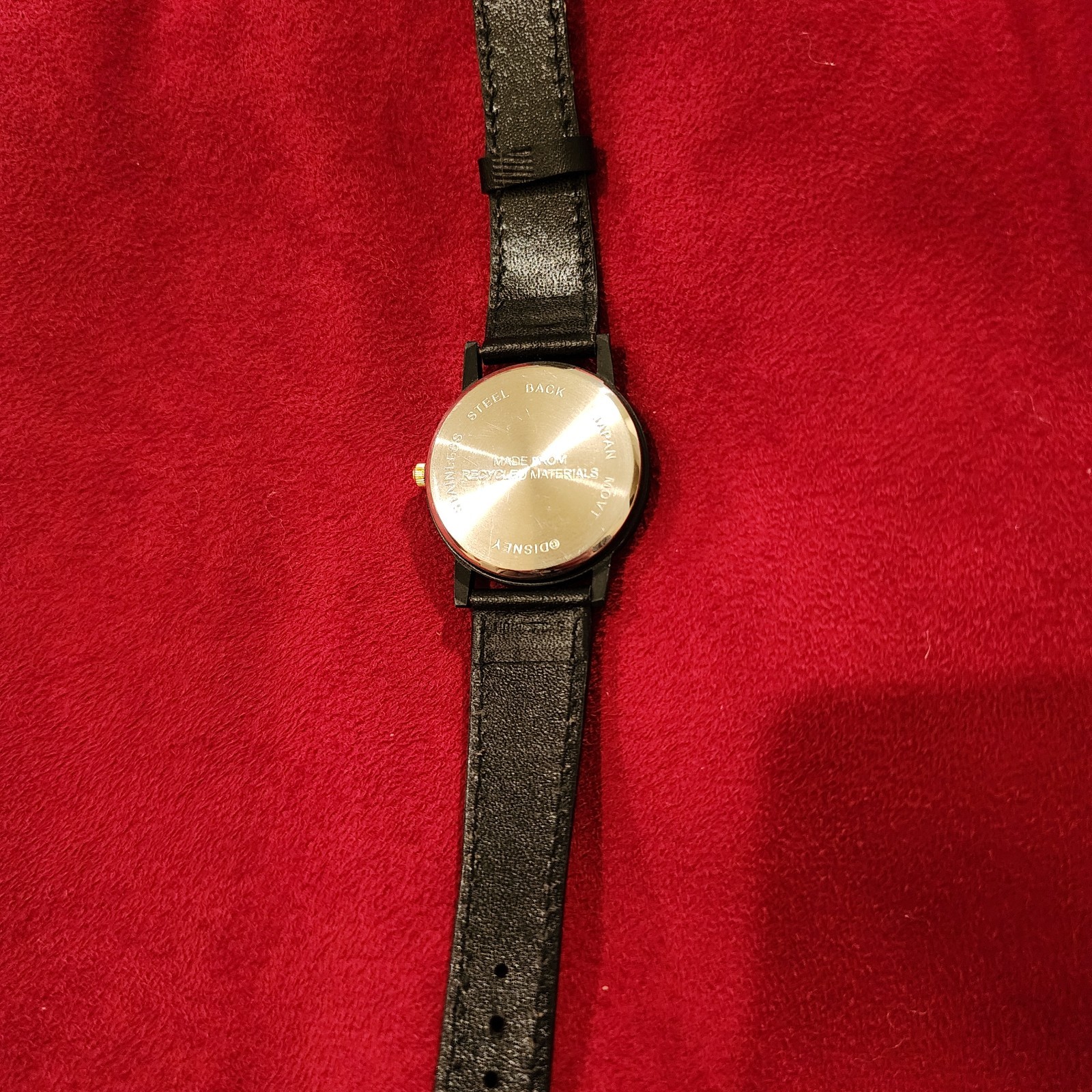 Multicolor Dial Analog Wristwatch Black Case Leather Strap 12-Hour