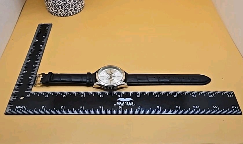 E Pluribus Unum Wristwatch, Featuring the Great Seal of the United States Emblem
