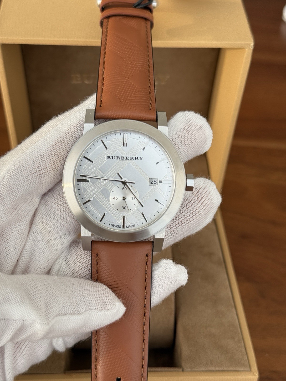 Burberry the city brown leather strap men’s watch bu9904