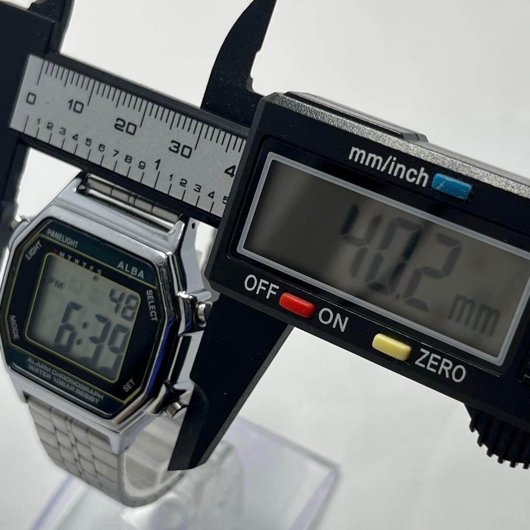 ALBA 10BAR W136-4A20 Digital Silver Square Y2K Men’s Watch