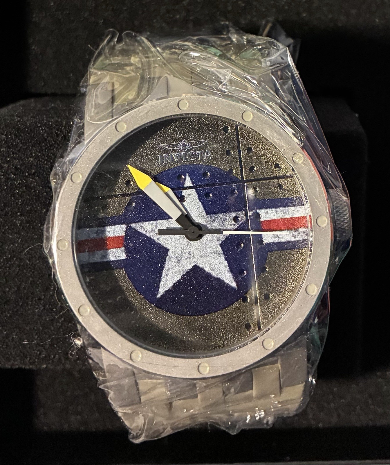 Invicta DNA Men’s Watch – 46mm, Olive Green 11648 NEW Full Set
