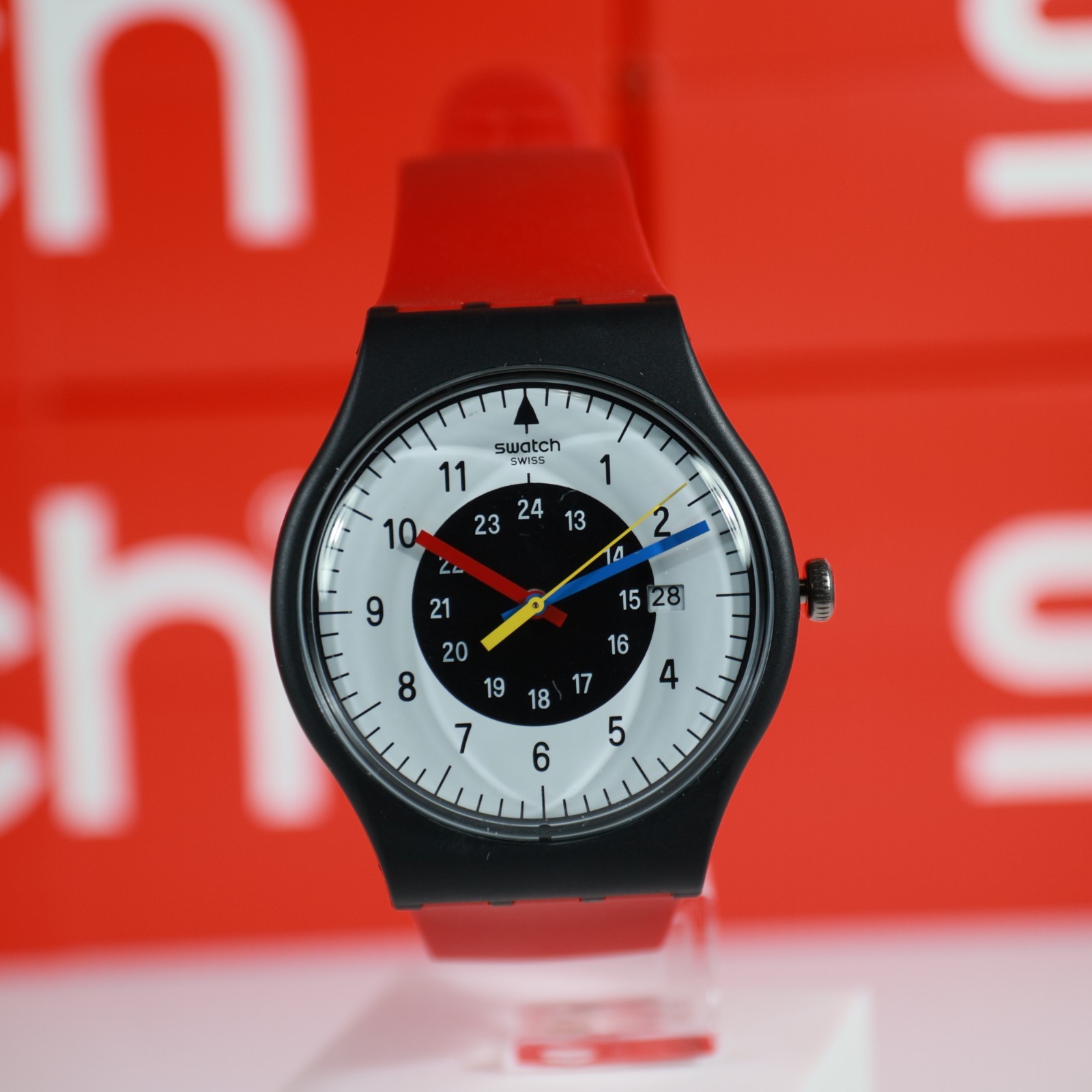 NEw LImited Swiss MAde SWATCH SO32B401 ROUGE & NOIR Black Red 41MM Multicolor ha