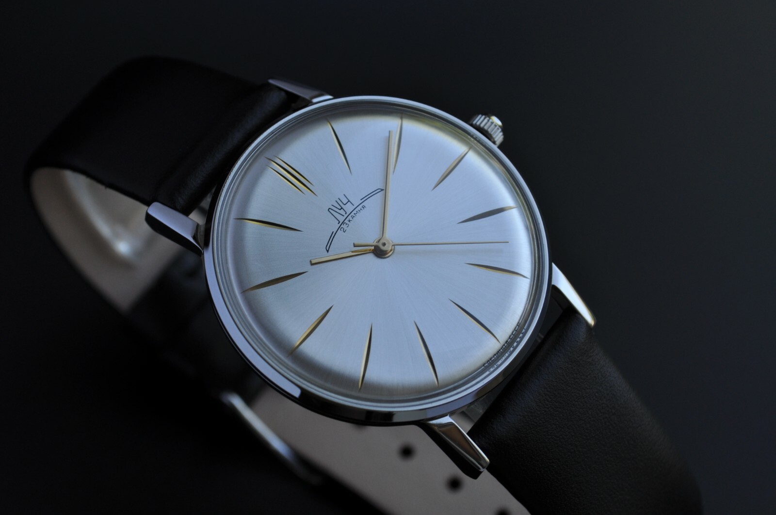 NOS Poljot De LUXE LUCH Extra SLIM Watch Men’s Vintage 1970 Case St.Steel R.