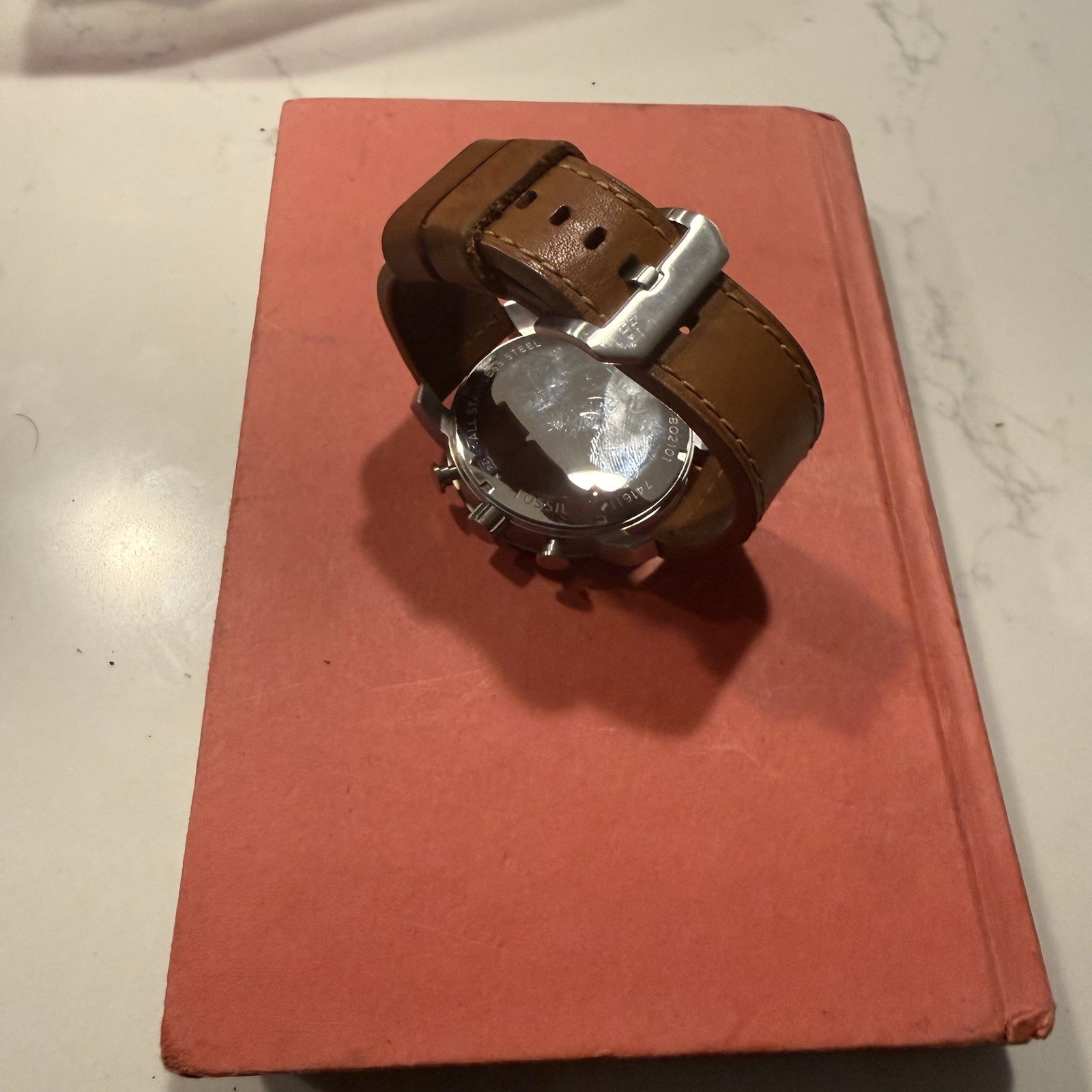 FOSSIL SILVER TONE,TAN,BROWN LEATHER BAND,CHRONOGRAPH,LARGE DIAL WATCH BQ2081