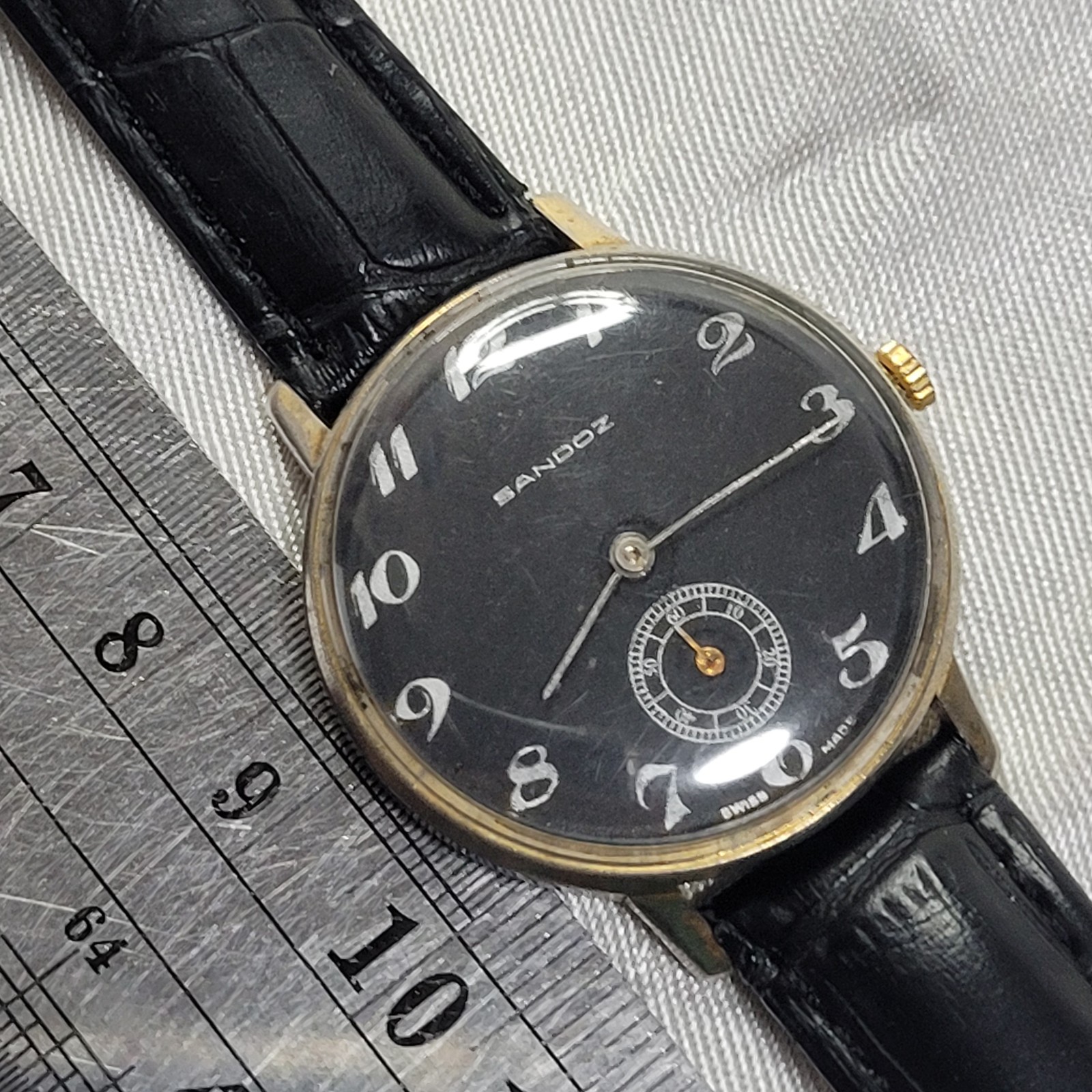 Vintage Sandoz 567Y-72 Sub Second Manual Wind Black Dial 33mm Men Watch Swiss
