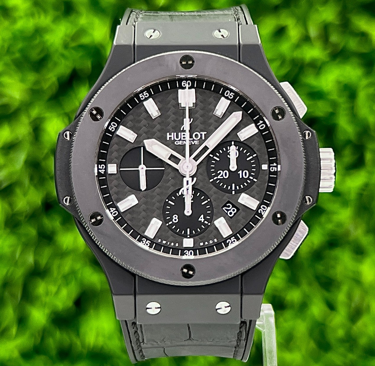 Hublot Big Bang Black Magic Carbon Fiber Dial 44MM Complete Set 301.CI.1770.RX