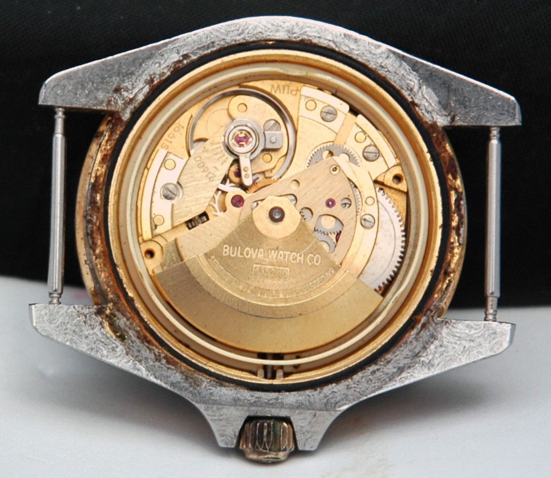 Bulova Oceanographer Automatic Devil Diver Gold Men’s WATCH 1352.10 503.305 8293