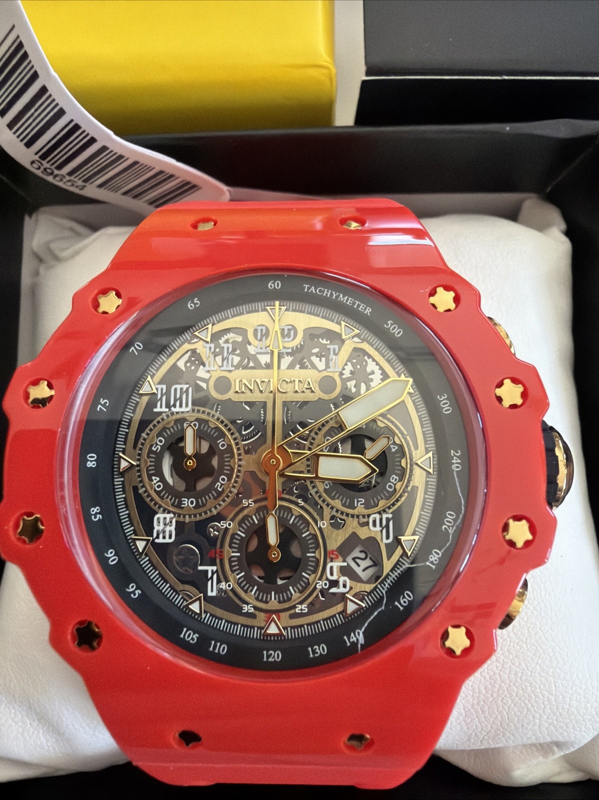 Invicta Racing Vaulthan Men’s Watch 69654 44mm Red W/Red Brand New!!