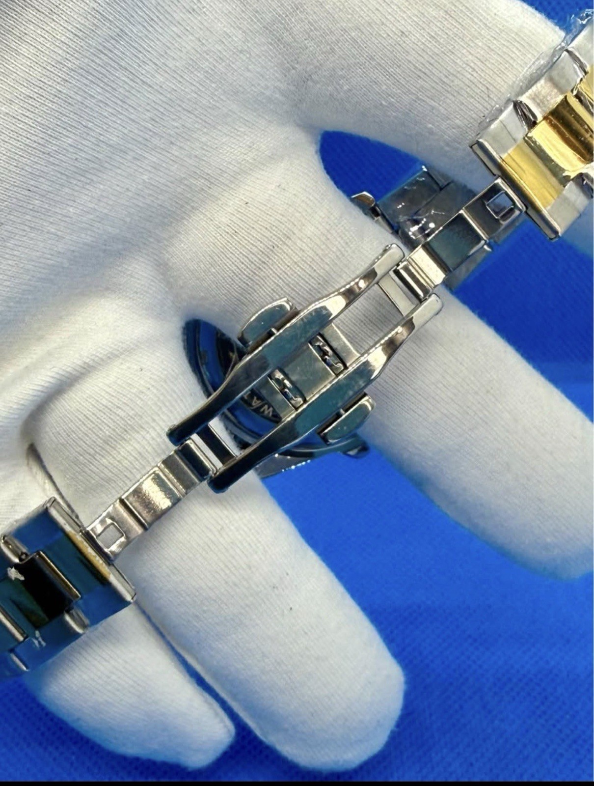 Oruss Dive Style Men’s Watch. Green Dial With 2-tone Band