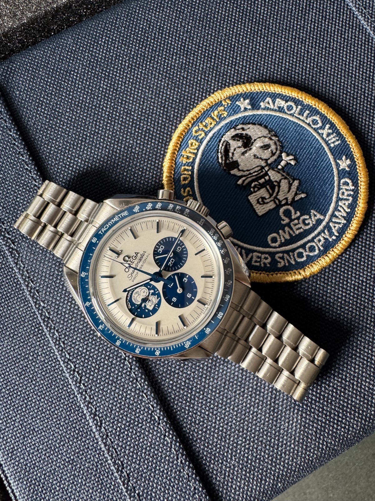 OMEGA Speedmaster “Silver Snoopy Award” 50th Steel Bracelet 310.32.42.50.02.001
