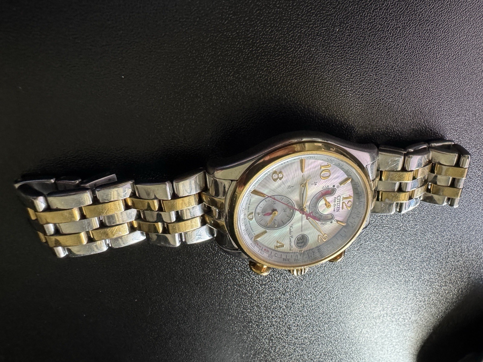 Citizen Eco Drive Radio Controlled Two Toned Dress Watch (needs time setting)