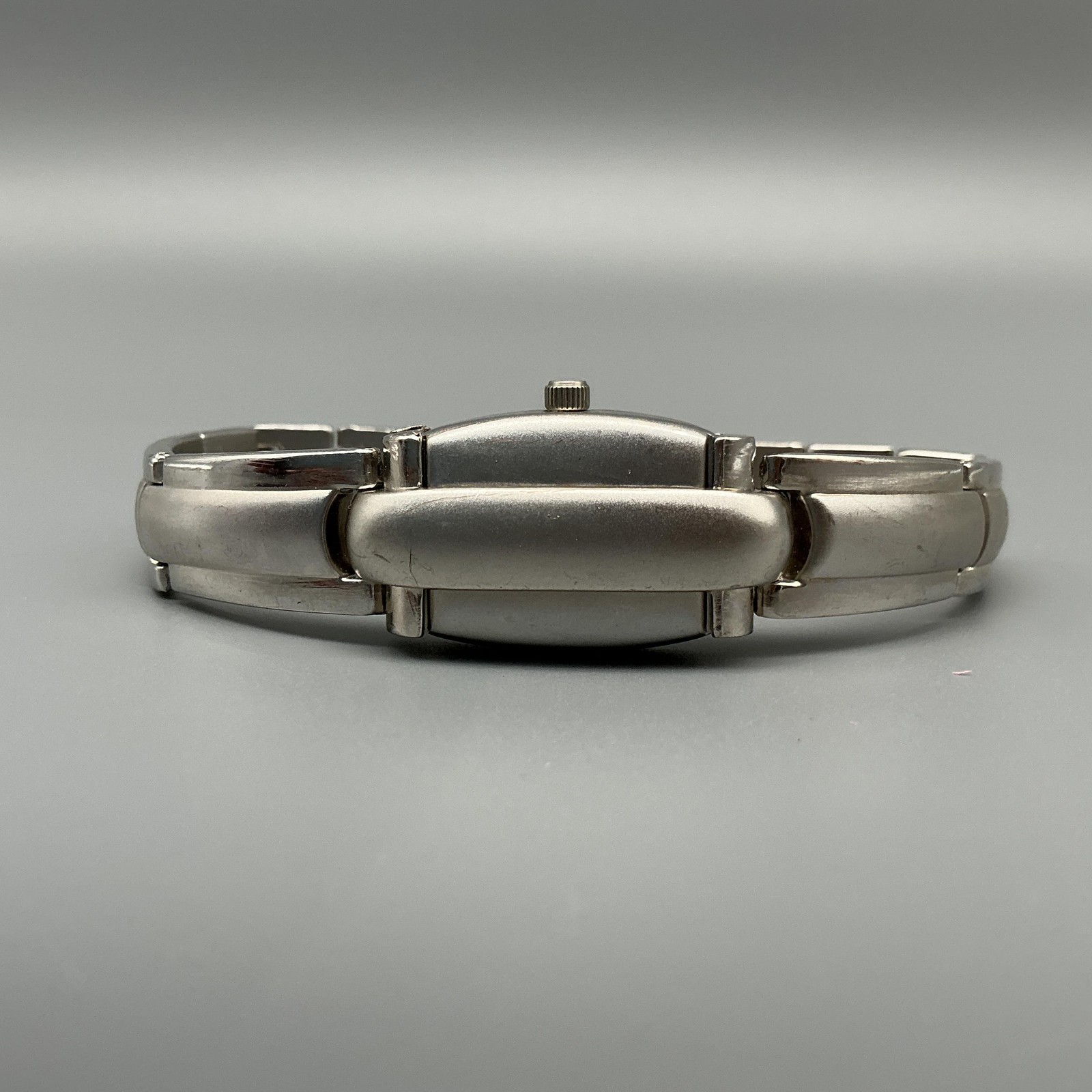 Silver Tone Womens Watch 18mm Cream Dial Hidden Bangle New Battery 7.75″