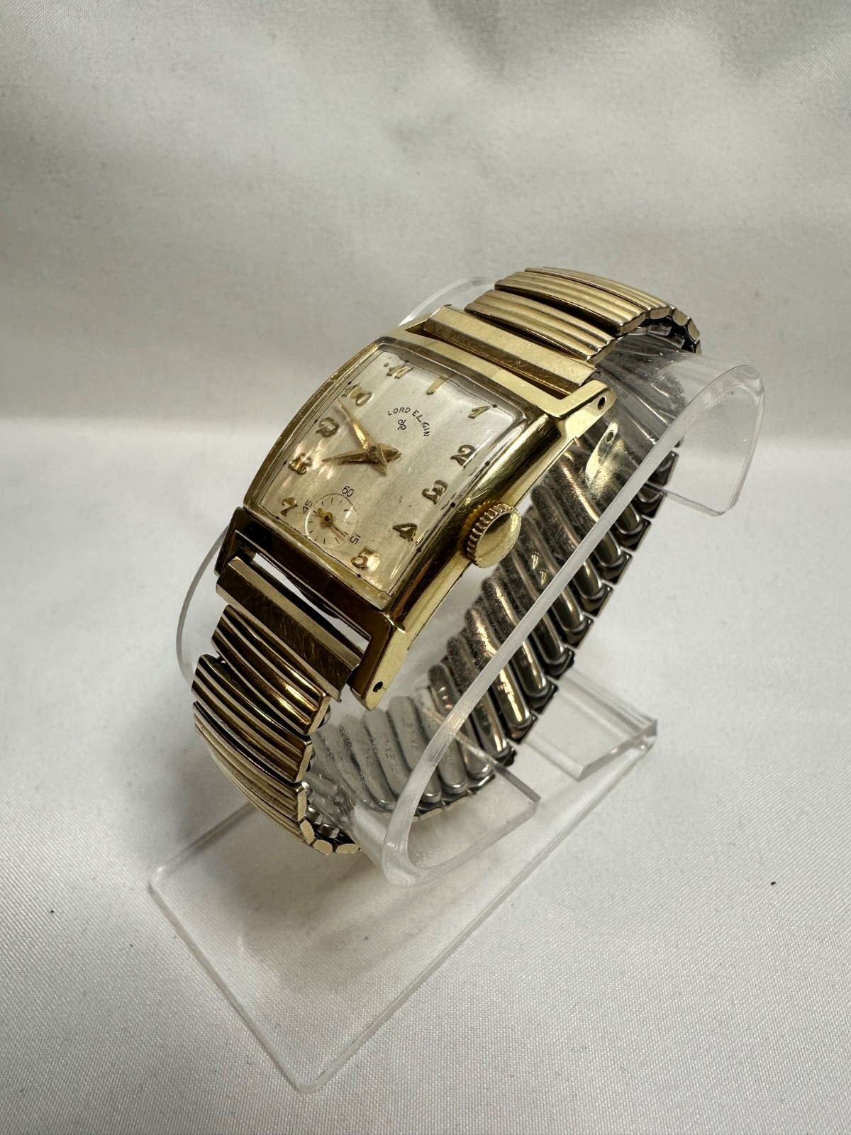 LORD ELGIN Men’s Watch Vintage 1950’s Curved Case 14K Gold Filled — Running