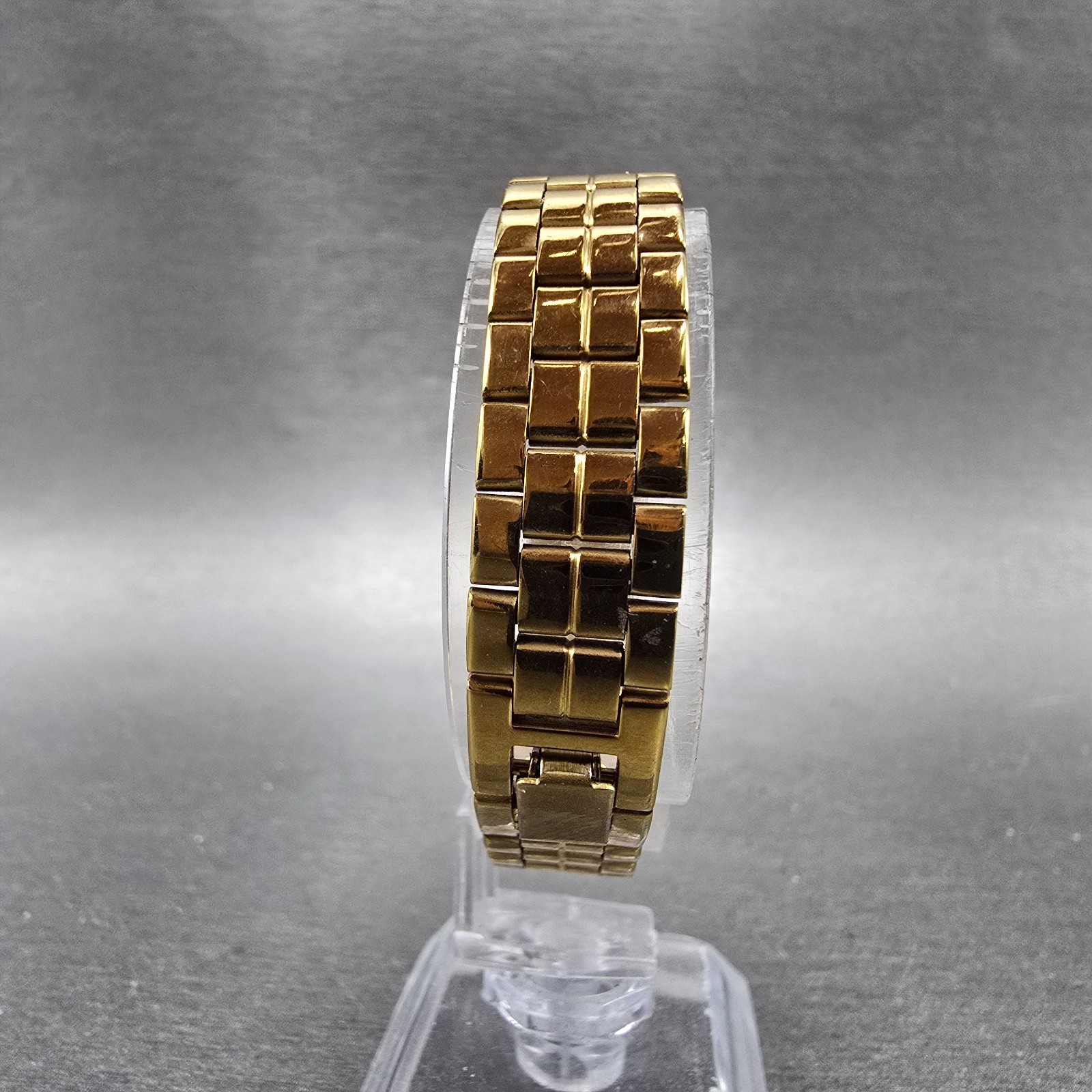 Seiko Tank Watch Women 13mm Champagne Dial Gold Tone 2E20-6590 New Battery VTG J