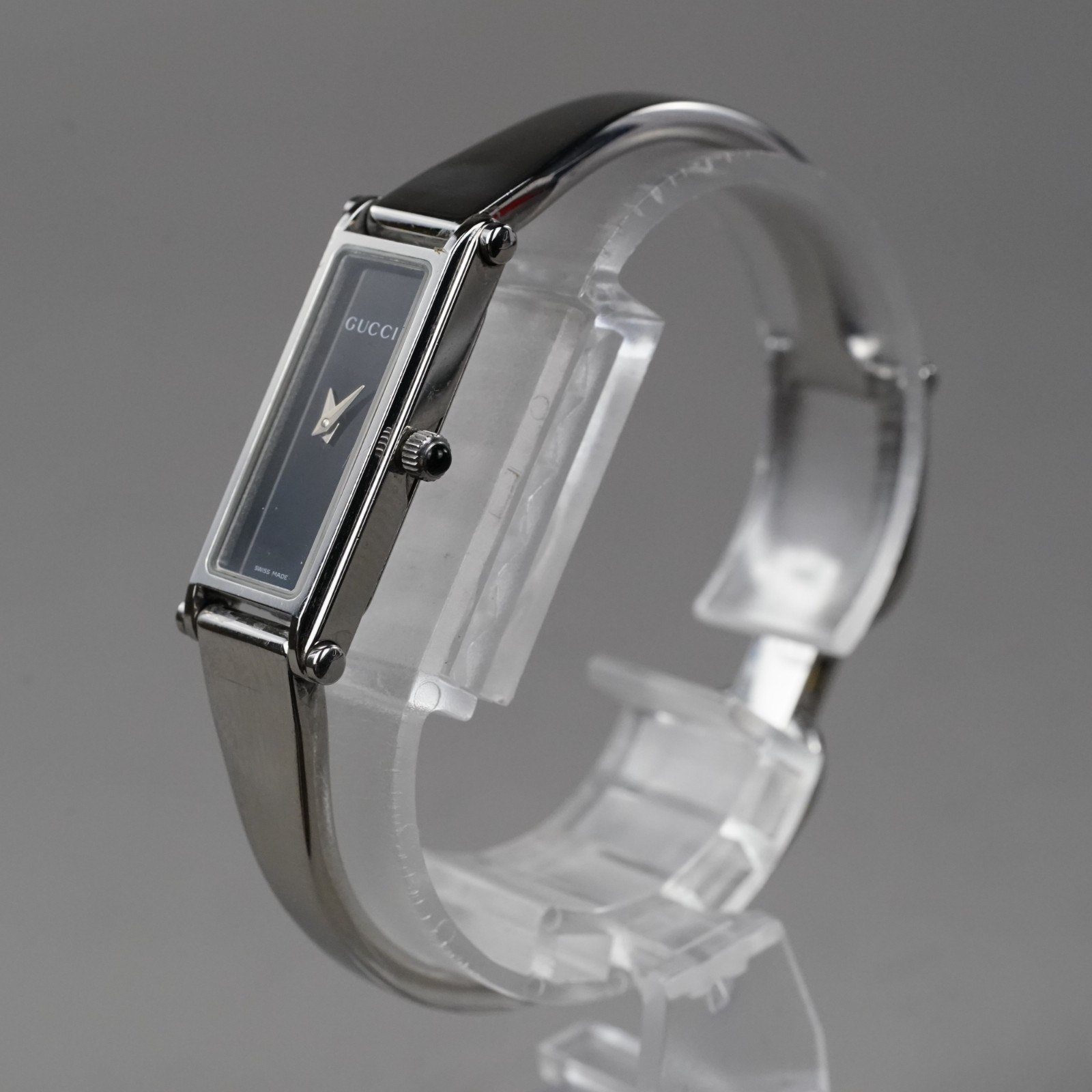 GUCCI Women’s Watch 1500L Silver 12mm Vintage New Battery