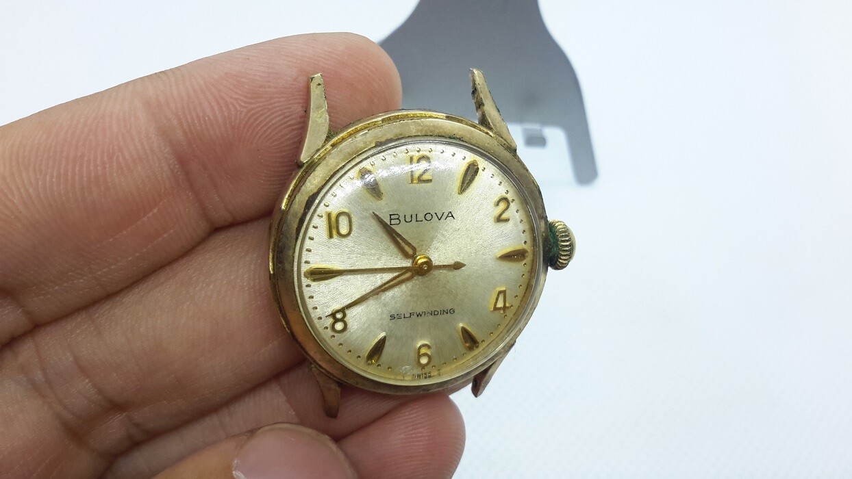 1960s BULOVA SELF WINDING MENS WATCH. M5. 33 years TWA Service