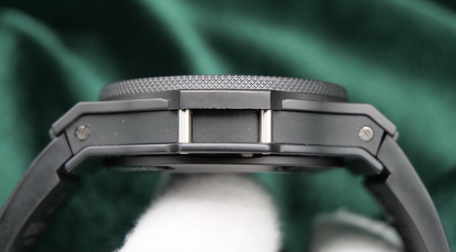 Hublot Big Bang Black Magic Carbon Fiber Dial Ceramic 301.CI.1770.RX B &P 2021