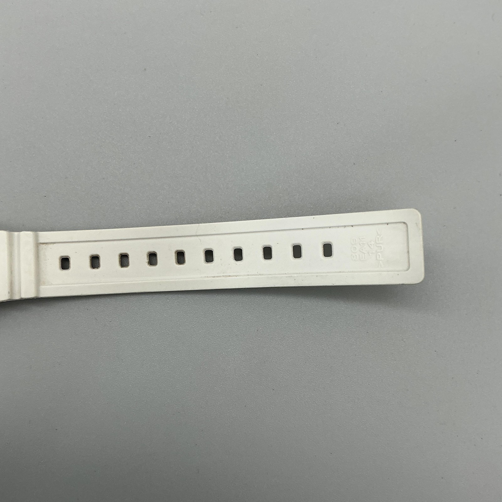 Casio Womens Watch 34mm White Multicolor Dial 100M Date LRW-200H New Battery