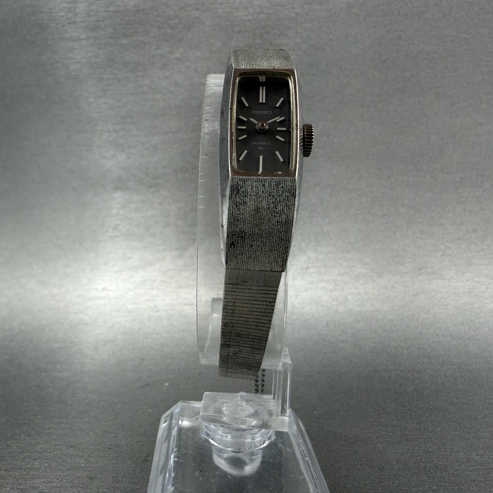 Seiko tank Watch Women 13mm Gray Dial Silver Tone Manual 1520-3570 Runs ABC