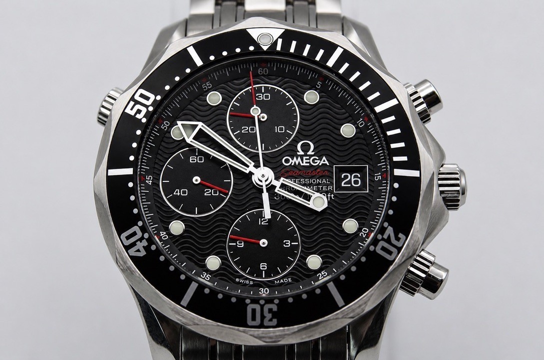 OMEGA Seamaster Diver 300M Chronograph 41.5mm Black Dial 213.30.42.40.01.001 B&P