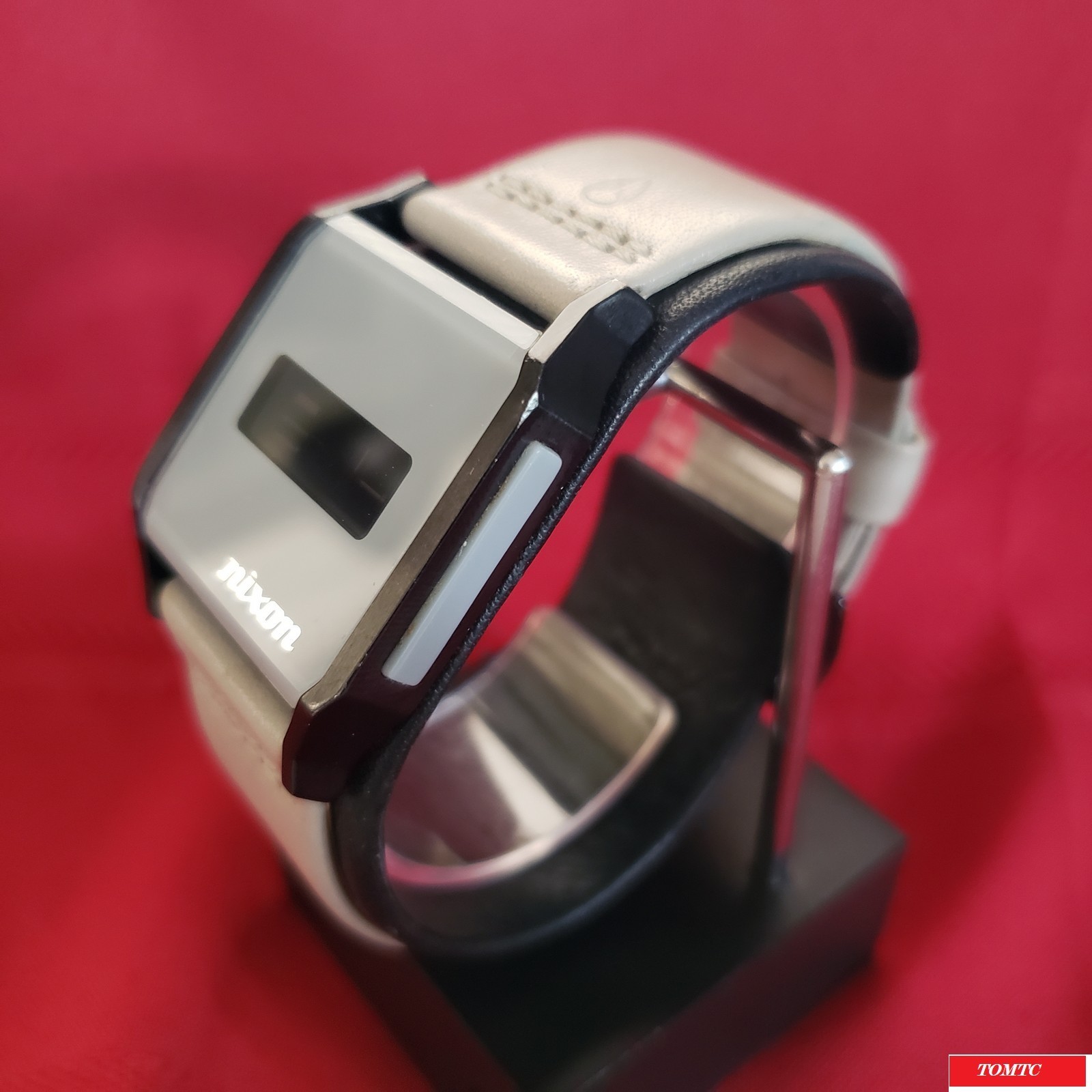 Nixon “The Atom DL” (Black & Grey) 30M China Movement w/ Backlight [7K]