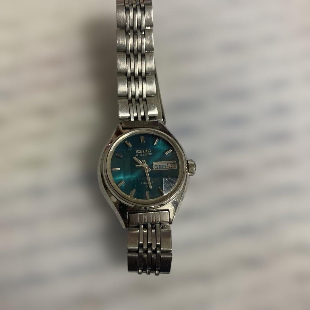 Seiko 17 Jewels Cut Glass Watch 2206-0300