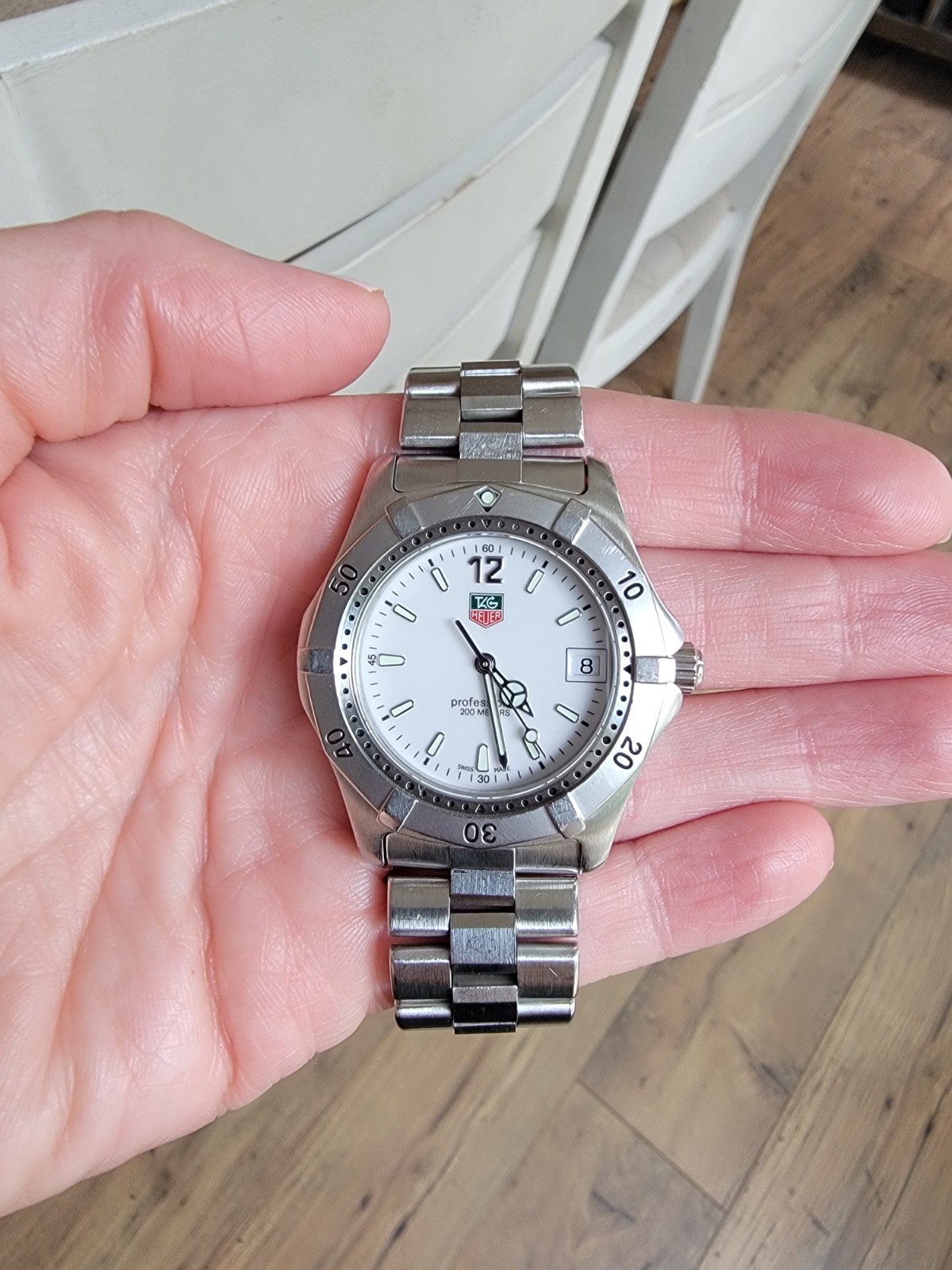TAG Heuer WK1111.BA0317 Mens 2000 Series Professional Quartz Watch White 8″ 9″
